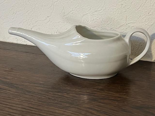 Canard de malade, en porcelaine blanche, Enlèvement