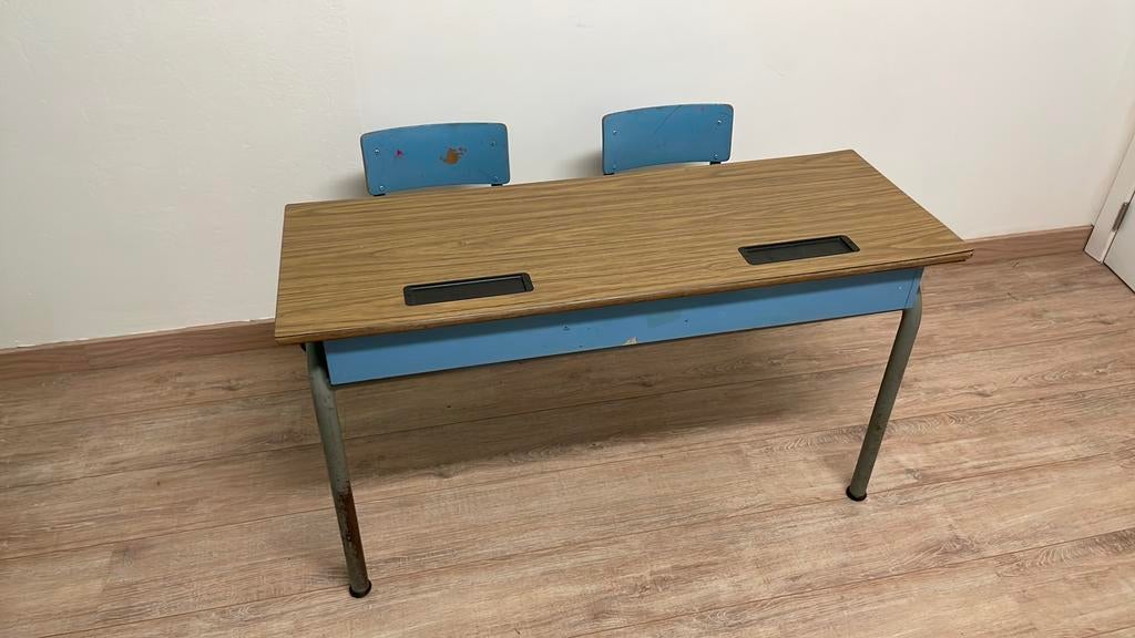 Retro schoolbank voor kindjes, Huis en Inrichting, Ophalen, Gebruikt