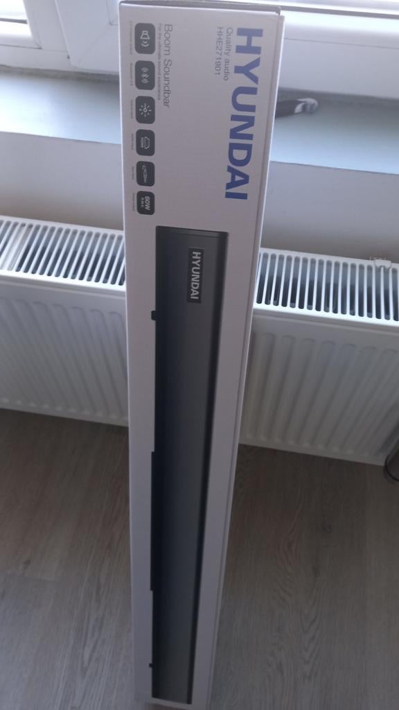 Hyundai soundbar, Audio, Tv en Foto, Soundbars, Ophalen of Verzenden, Zo goed als nieuw