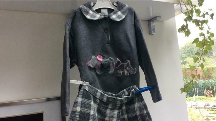 Bel ensemble d'hiver chaud. 110. Maintenant : 8, Enlèvement ou Envoi, Comme neuf, Fille, Ensemble