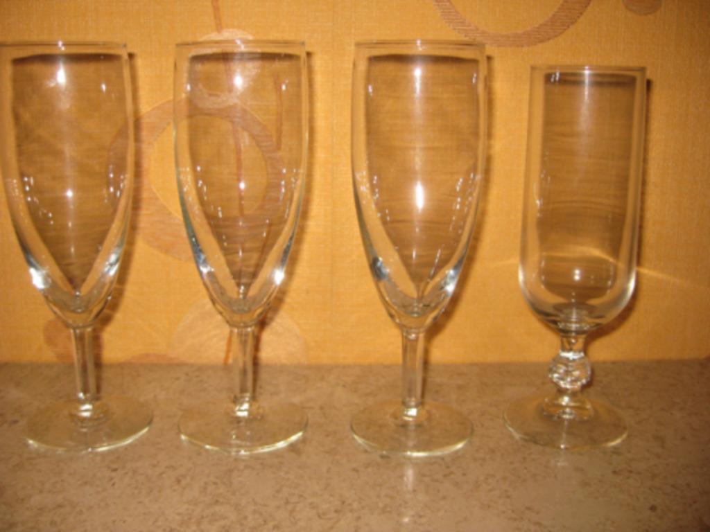 Set van 4 champagne glazen, Ophalen of Verzenden