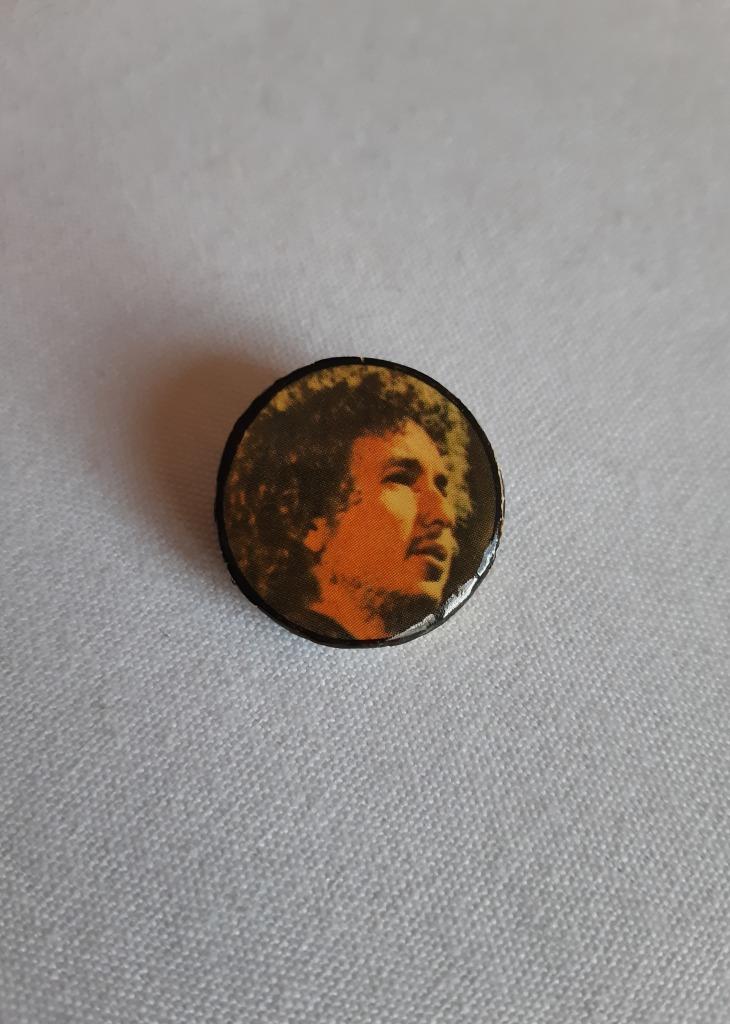 Vintage Bob Dylan-badge uit 1960, plastic en karton, speldje, Verzenden, Gebruikt, Overige typen