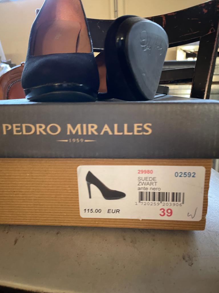 Nieuwe damesschoenen maat 39, Kleding | Dames, Pumps, Zwart, Nieuw, Ophalen