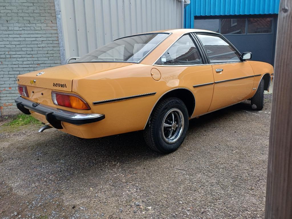 opel manta b berlinette 1200s 1978 okergeel, foto 2