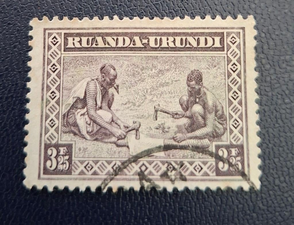 Postzegel Ruanda-Urundi OBP 102, gestempeld., Ophalen of Verzenden, Gestempeld