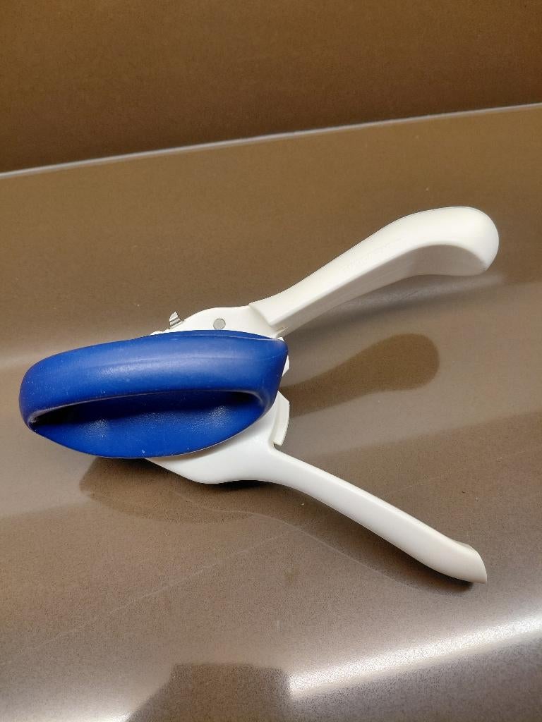Tupperware blikopener, Ophalen of Verzenden, Zo goed als nieuw, Blauw, Overige typen