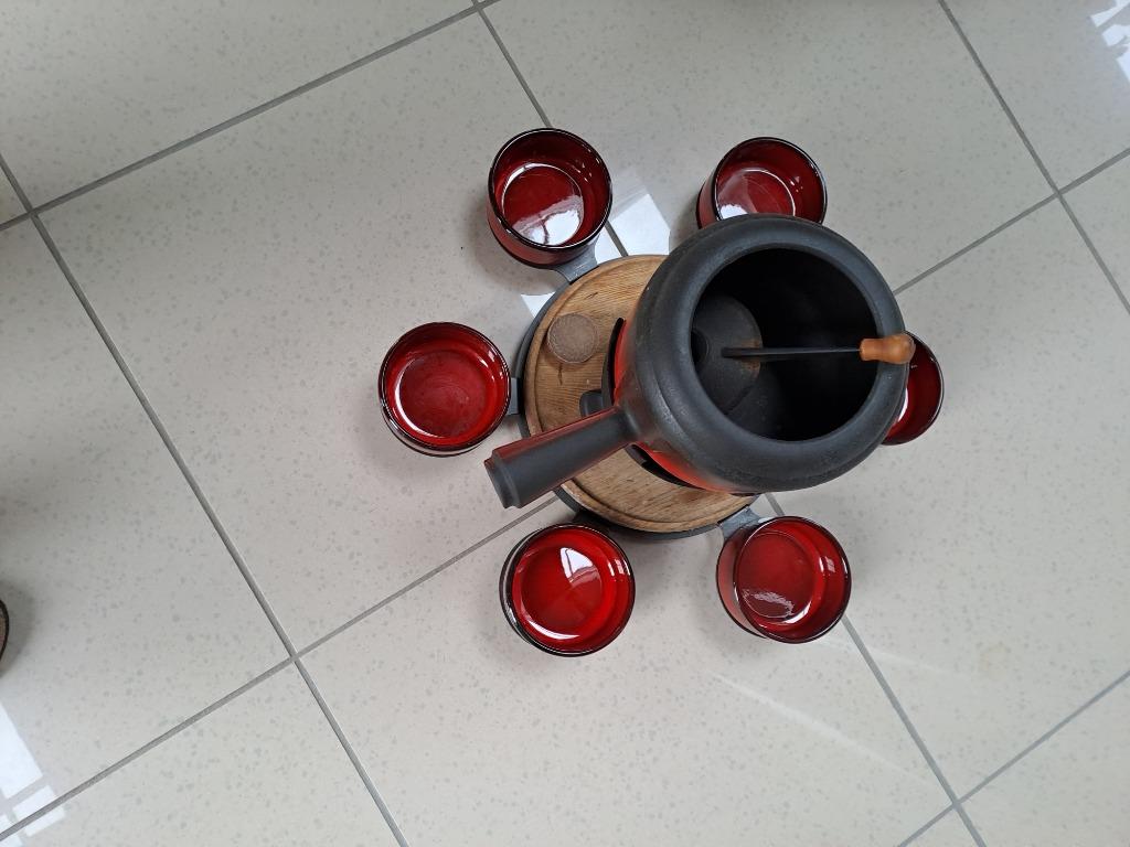 FONDUE SET, Enlèvement, Comme neuf