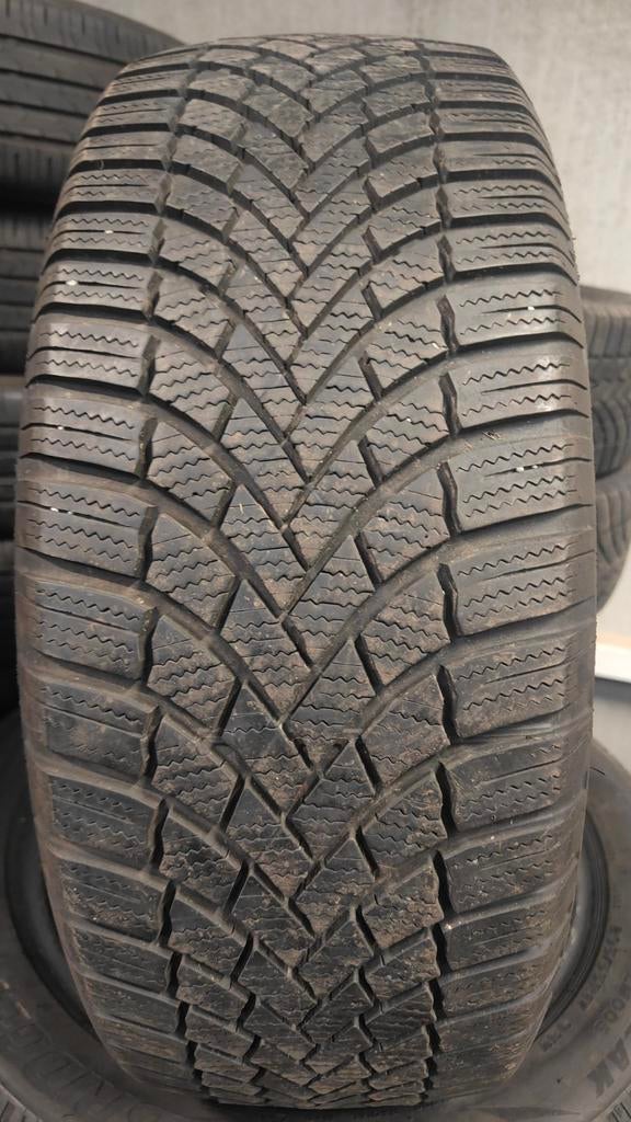 205/55r17 Bridgestone 40€ per stuk met montage en balanceren, Ophalen
