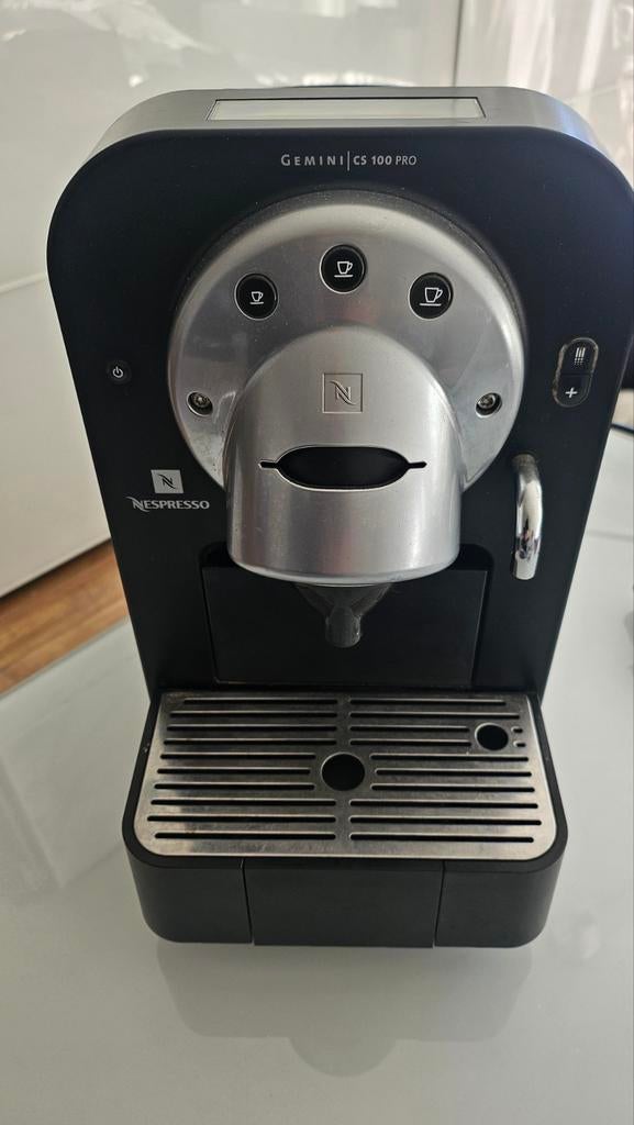 Machine professionnelle à expresso, Machine à espresso, Réservoir d'eau amovible, Enlèvement ou Envoi, Comme neuf