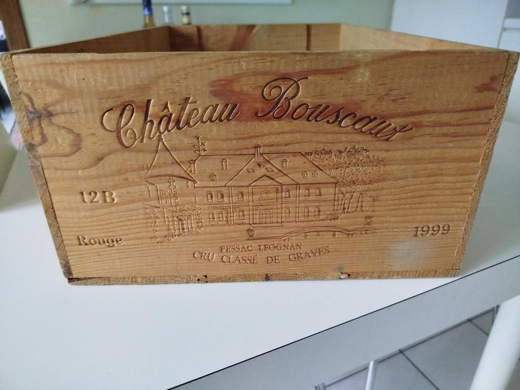 2 grote wijnkisten 5 euro/kist, Huis en Inrichting, Woonaccessoires | Kisten, Ophalen