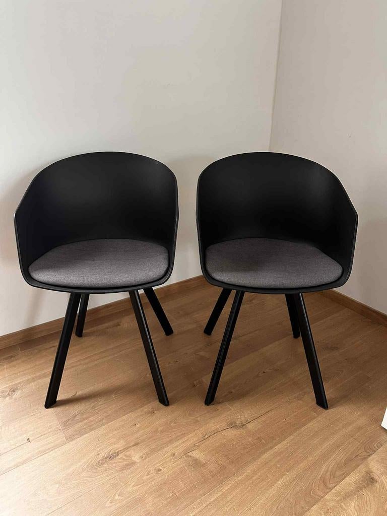Moderne stoelen - 2 stuks, Huis en Inrichting, Stoelen, Ophalen, Grijs