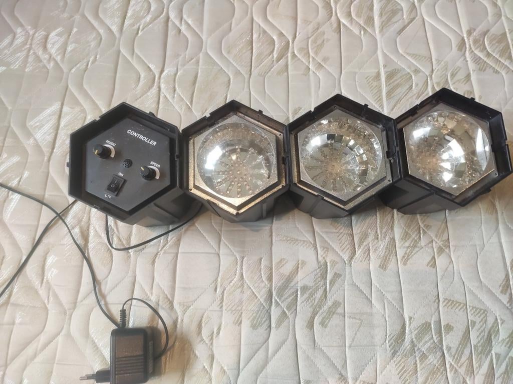 1 jeu de lumières+1 boule à facettes+1 simulateur de fumée, Musique & Instruments, Enlèvement, Comme neuf, Lumières