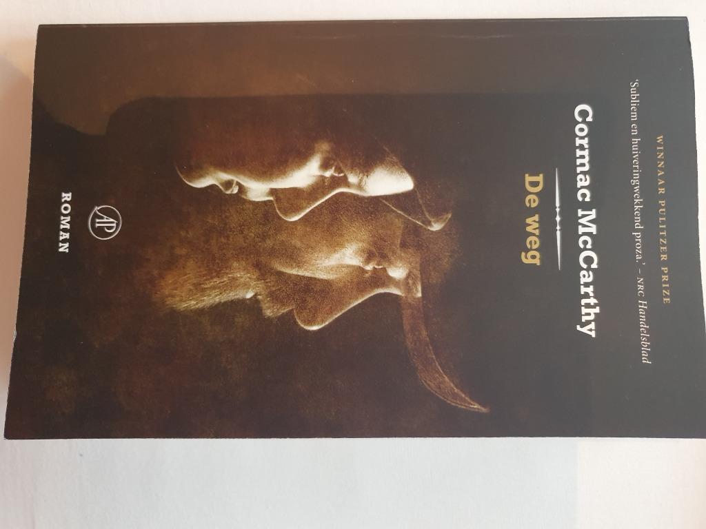 Te koop leesboek voor school., Ophalen of Verzenden, Zo goed als nieuw, Cormac McCarthy