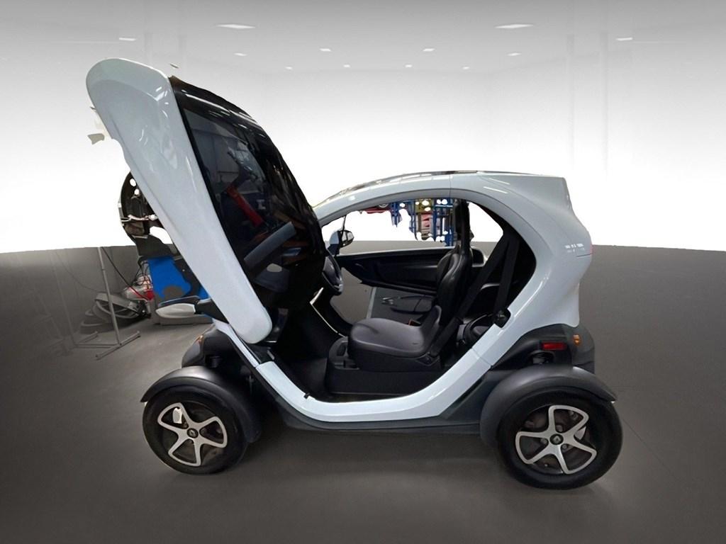 Renault Twizy 45 km/u Incl. BATTERIJ, Auto's, Renault, Automaat, Zwart, Wit, 2 zetels