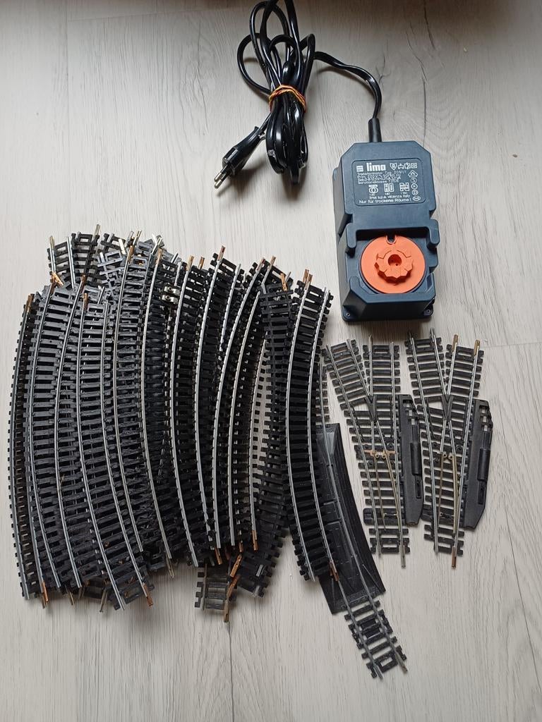 Lot Lima rails met transfo., Hobby en Vrije tijd, Ophalen of Verzenden, Rails, Lima