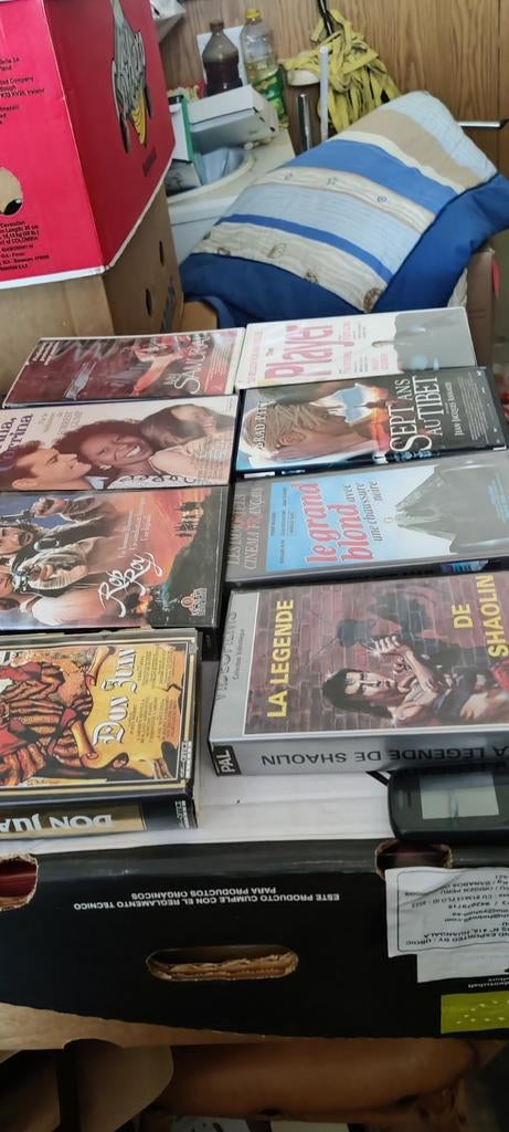 28 K7 vidéo, vintage,certaines toujours sous blister, Enlèvement, Comme neuf