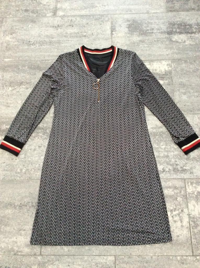 Robe zippée M, Taille 38/40 (M), Enlèvement ou Envoi, Au-dessus du genou, Comme neuf