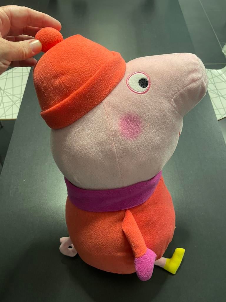 Peluche cochon Peppa, Enfants & Bébés, Enlèvement, Utilisé