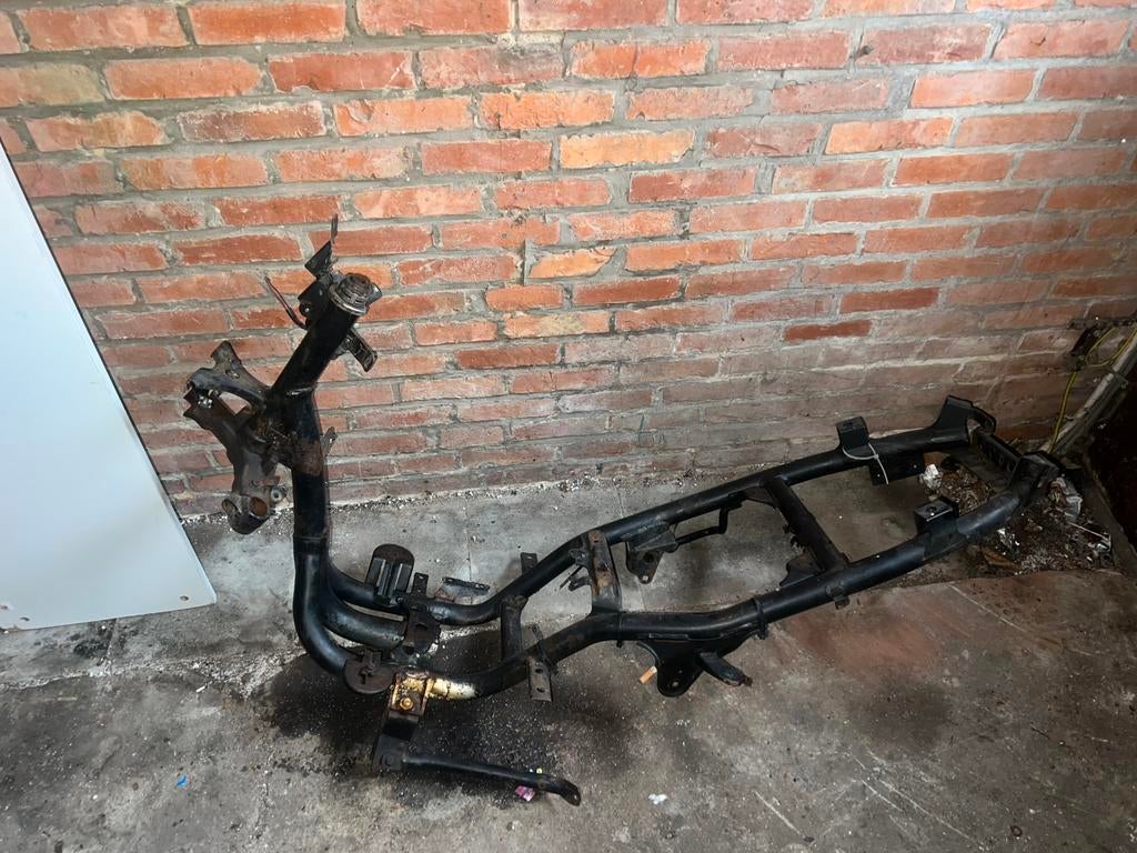 Aerox frame zonder papieren, Ophalen of Verzenden, Gebruikt, Frame, Yamaha
