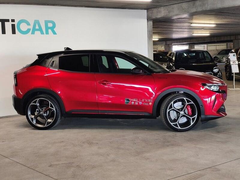 Alfa Romeo Junior Veloce, Automaat, Gebruikt, Zwart, 1199 cc
