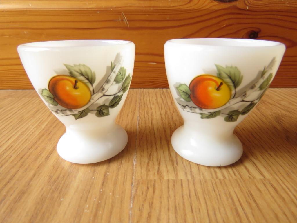 vintage arcopal 2 coquetiers motifs Fruits de France, Huis en Inrichting, Ophalen of Verzenden, Zo goed als nieuw, Kom(men)