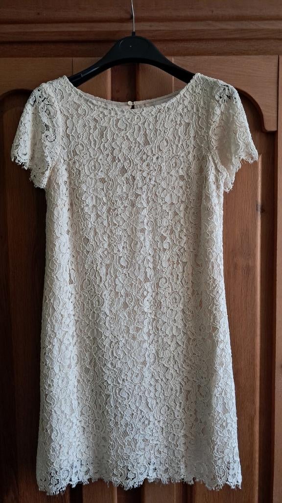 Robe d'été blanche élégante. 'Zara' taille 34, Enlèvement ou Envoi, Comme neuf, Taille 34 (XS) ou plus petite, Longueur genou