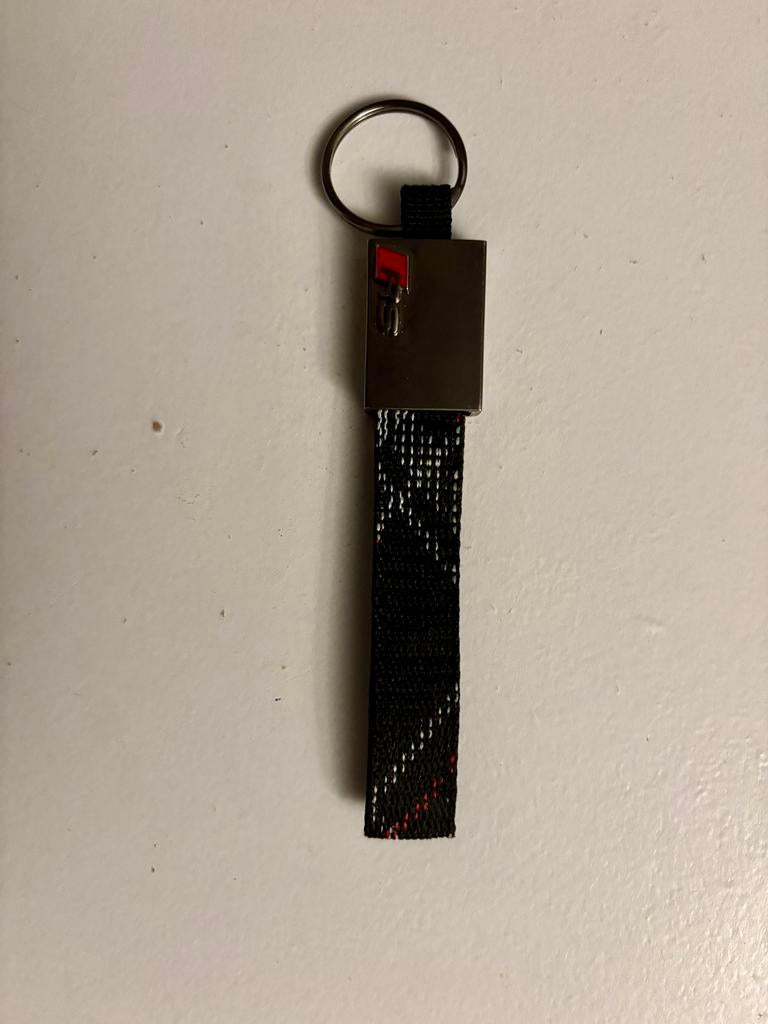 Porte clé Audi rs neuf, Enlèvement ou Envoi, Comme neuf