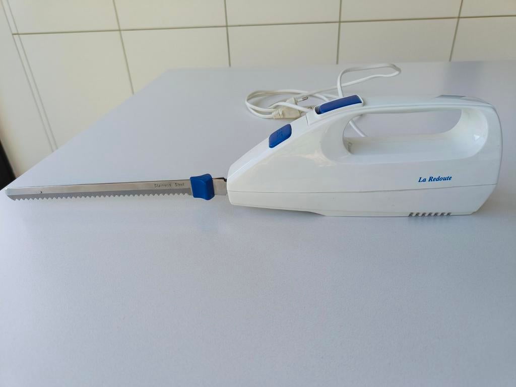Elektrisch mes La Redoutte, Elektronische apparatuur, Ophalen