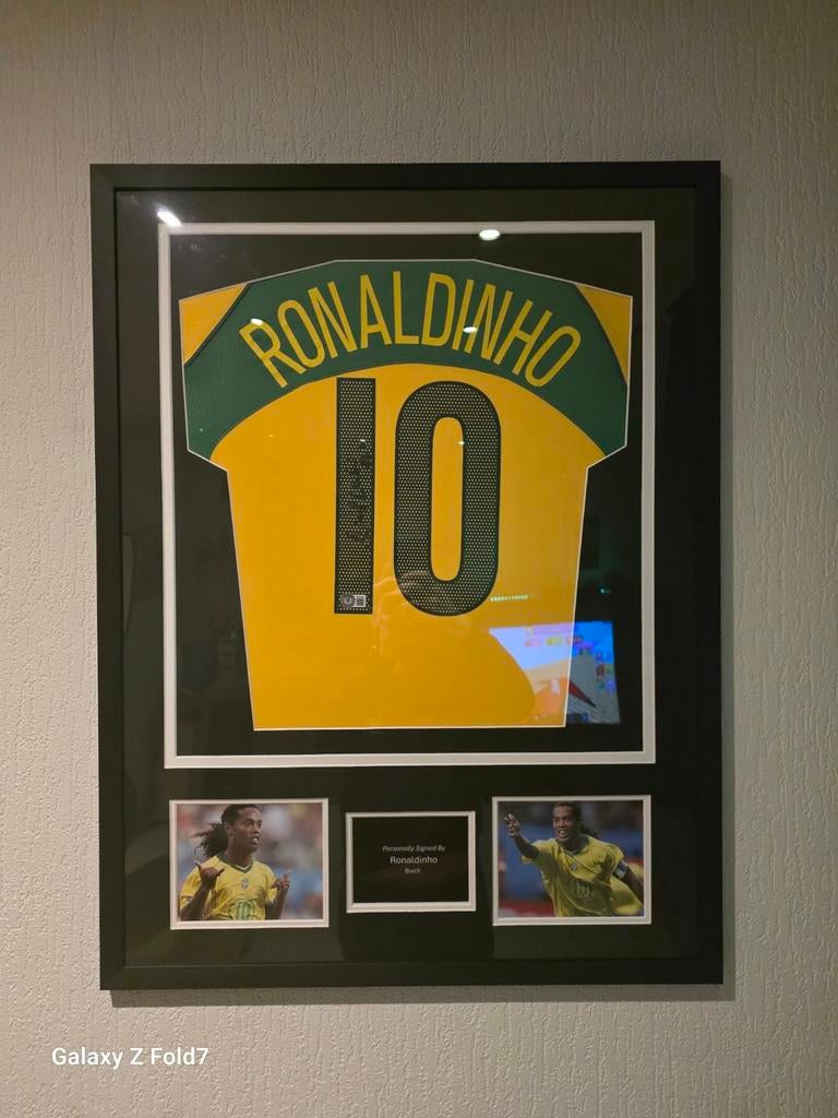 Gesigneerd Ronaldinho shirt brasill met beckett attest, Ophalen, Shirt