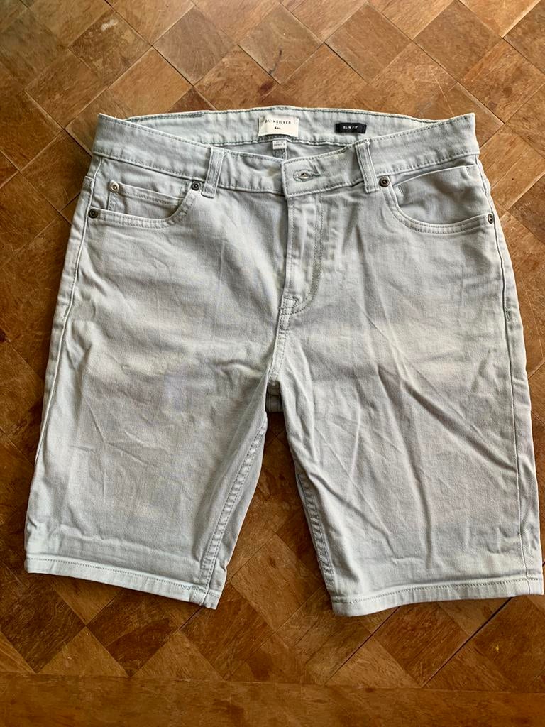 Short Quiksilver , gris clair, taille 16ans /Us 30 garçon, Garçon