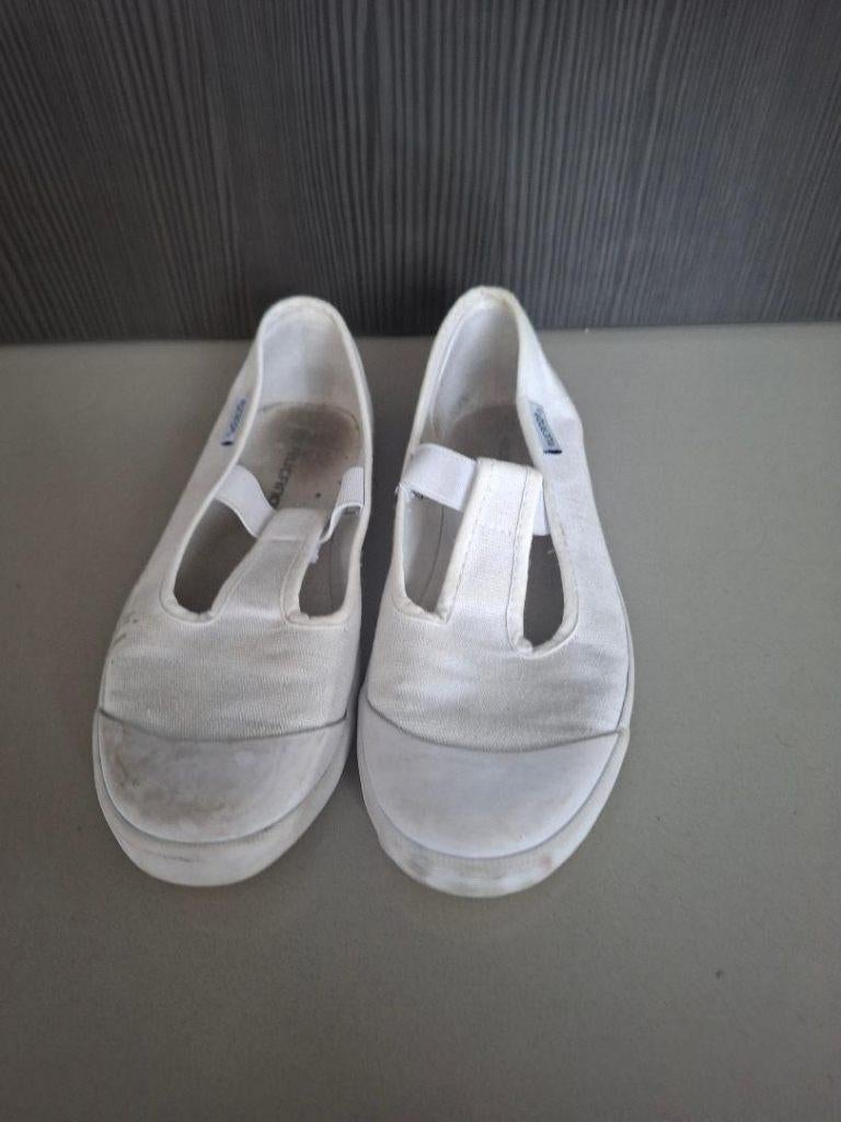 Turnpantoffels maat 35 Rucanor, Sports & Fitness, Gymnastique, Enlèvement, Utilisé, Blanc, Chaussons de gymnastique