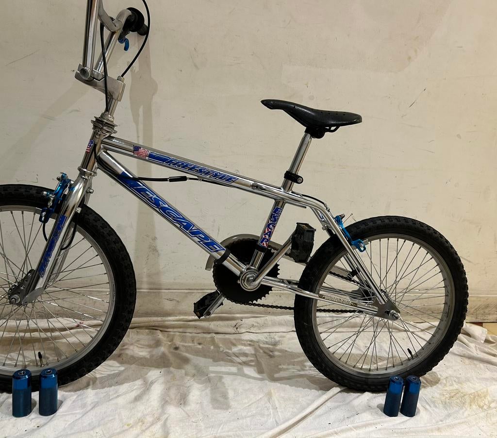Bmx in perfecte staad prijs kan besproken worden, Fietsen en Brommers, Ophalen, 16 tot 20 inch, Zo goed als nieuw, Voetsteunen