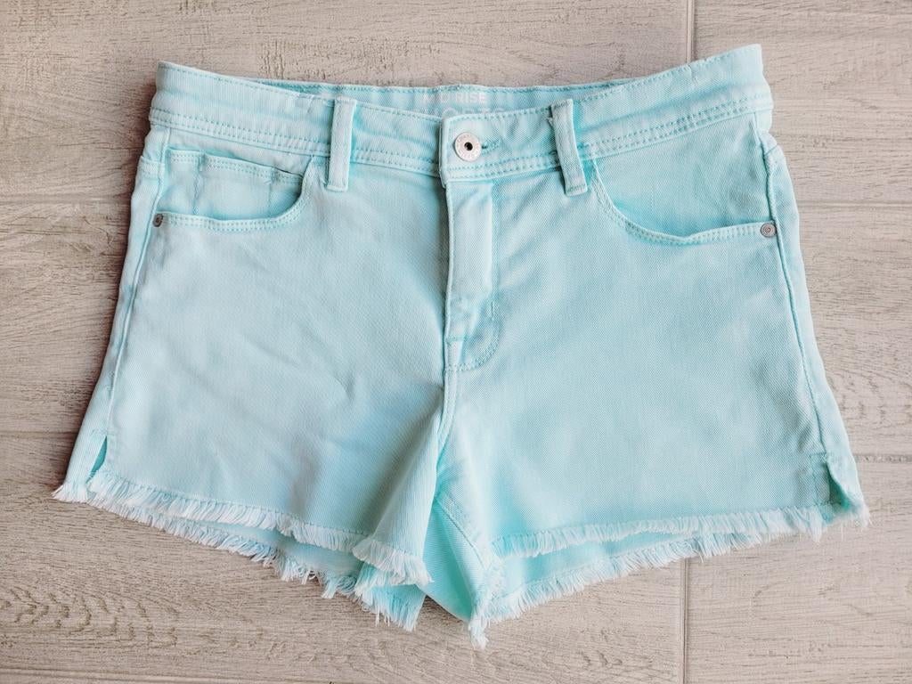 Pastelgroene short - Clockhouse - maat 38, Maat 38/40 (M), Kort, Ophalen of Verzenden, Zo goed als nieuw