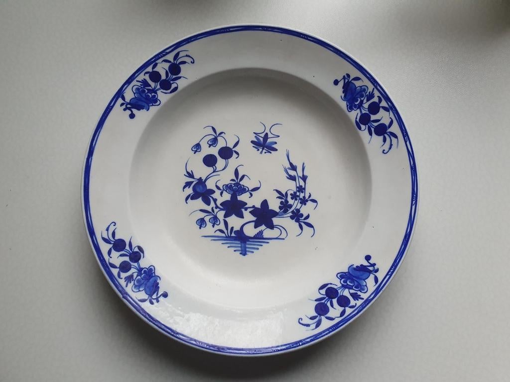 Assiette creuse en porcelaine de Tournai, Enlèvement ou Envoi