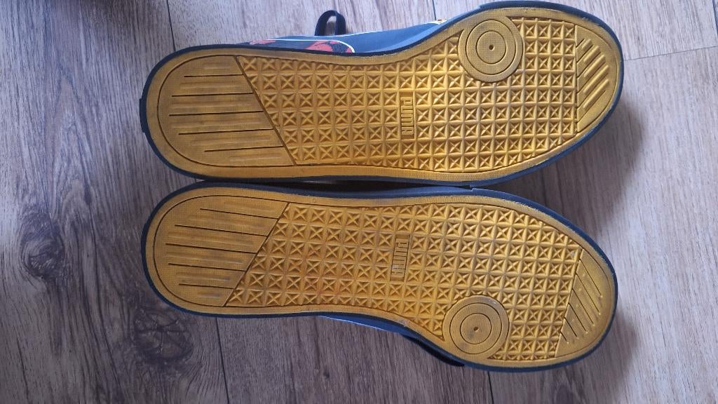 Red bull shirt en schoenen, Verzamelen, Ophalen of Verzenden, Zo goed als nieuw