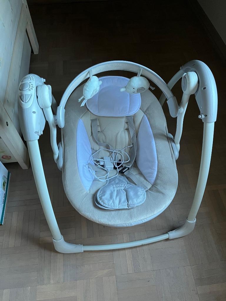 Bo Jungle B-Portable Swing Babyschommel, Kinderen en Baby's, Wipstoeltjes, Zo goed als nieuw, Schommelstoel, Verstelbaar, Ophalen