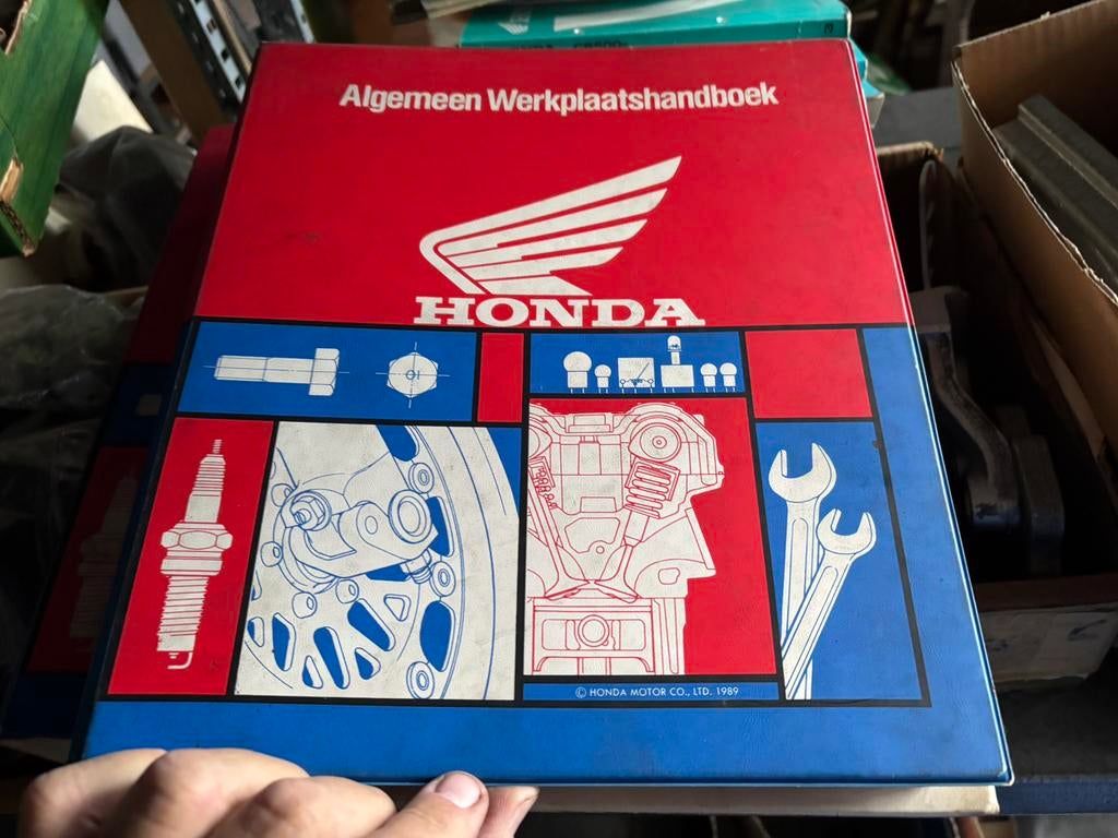 Classeur ‘entretien Honda’ des annees 80, Motos, Enlèvement ou Envoi, Honda