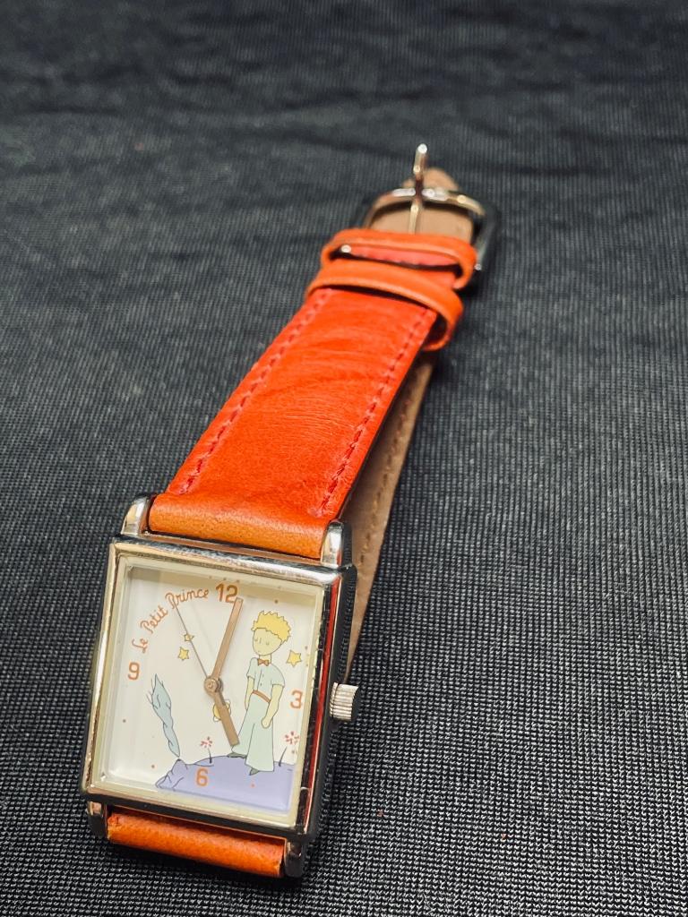 tonen, Handtassen en Accessoires, Horloges | Dames, Overige merken, Overige materialen, Leer, Polshorloge
