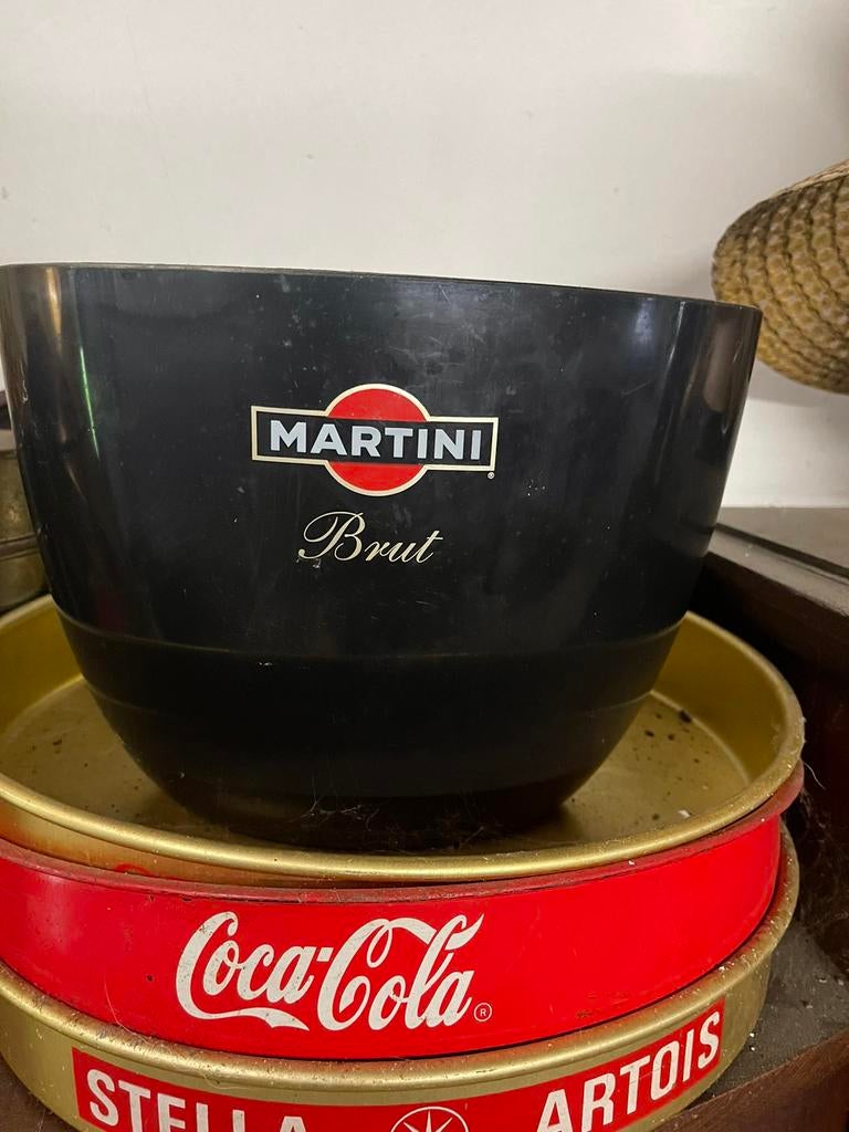 Seau à glace Martini, Enlèvement