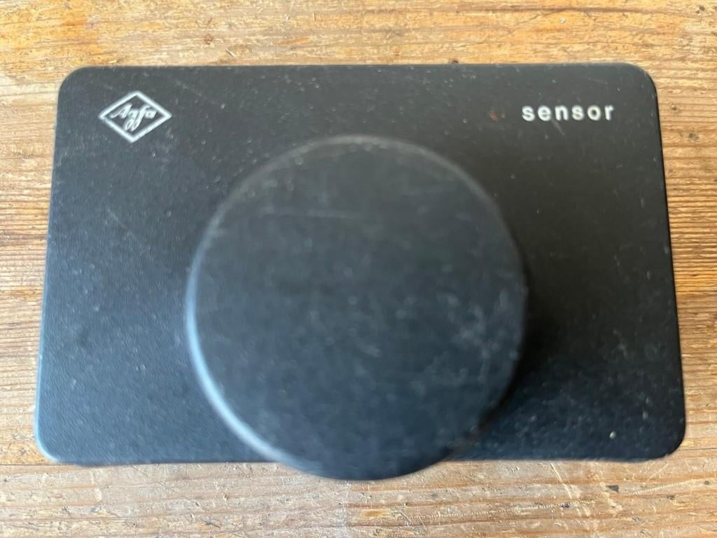 Agfa compactcamera uit 1970, Ophalen