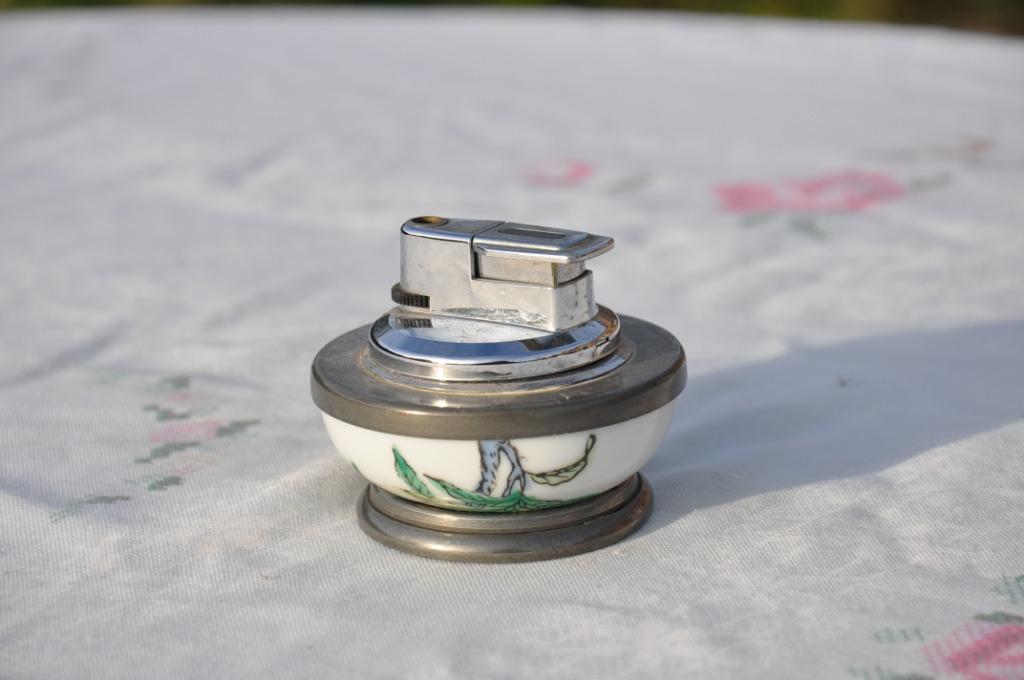 briquet de table faience et etain, Collections, Enlèvement ou Envoi, Utilisé, Briquet