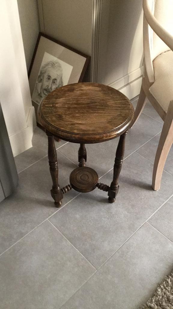 Bijzet tafeltje in dennen hout, Ophalen of Verzenden, Gebruikt