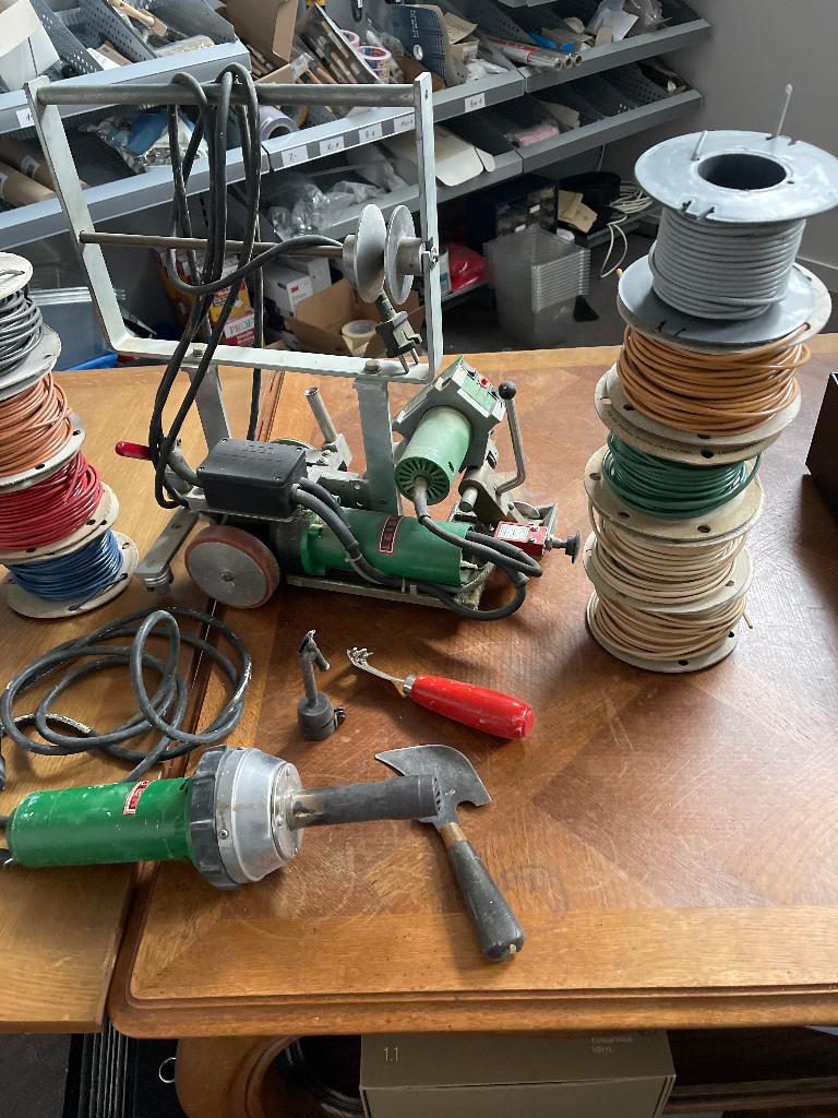 Linoleum lassen, Elektronische apparatuur, Ophalen, Gebruikt