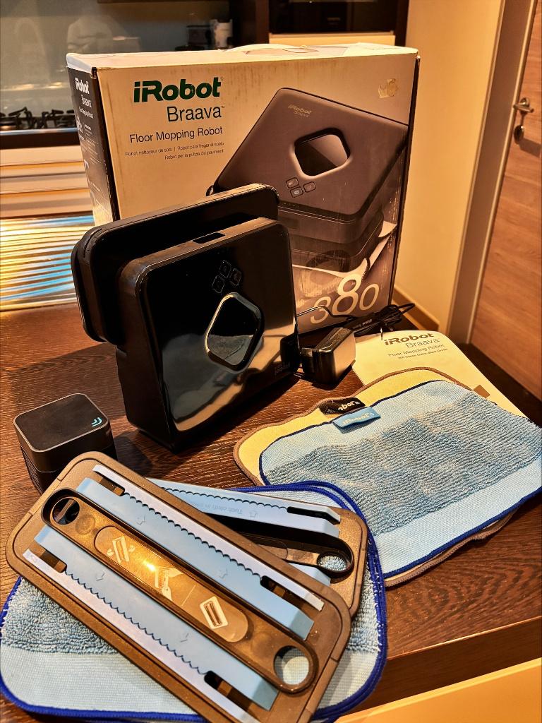 irobot Braava 380, Elektronische apparatuur, Gebruikt, Ophalen of Verzenden, Robotstofzuiger, Minder dan 1200 watt