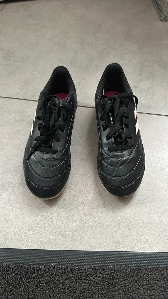 Voetbalschoenen merk Adidas maat 33, Ophalen, Zo goed als nieuw, Adidas