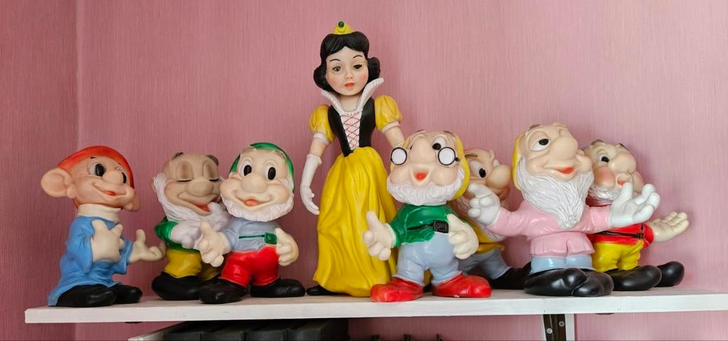 Blanche neige et les 7 nains (doit partir au plus vite), Ophalen