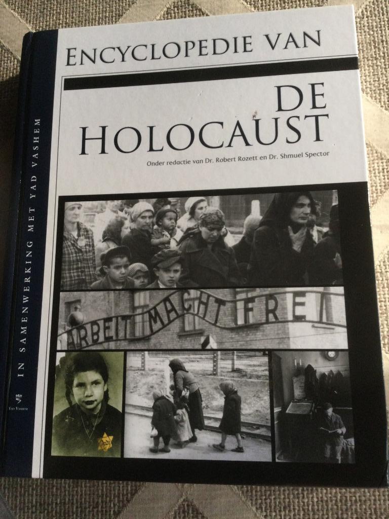 Encyclopedie van de Holocaust, Neuf, Enlèvement ou Envoi, Europe, 20e siècle ou après