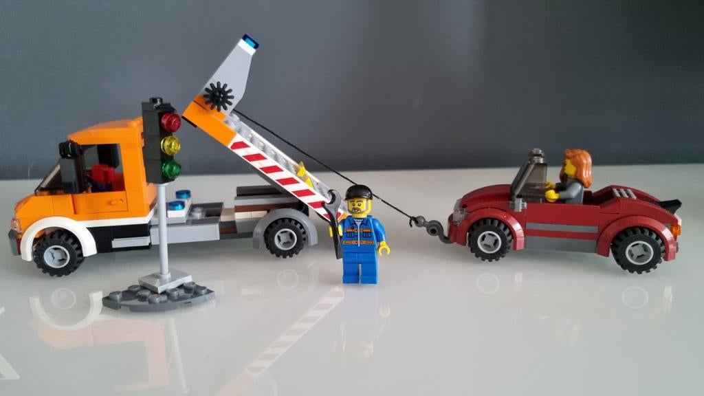Set LEGO 60017 -La Dépanneuse et la Voiture de Sport,, Ophalen of Verzenden