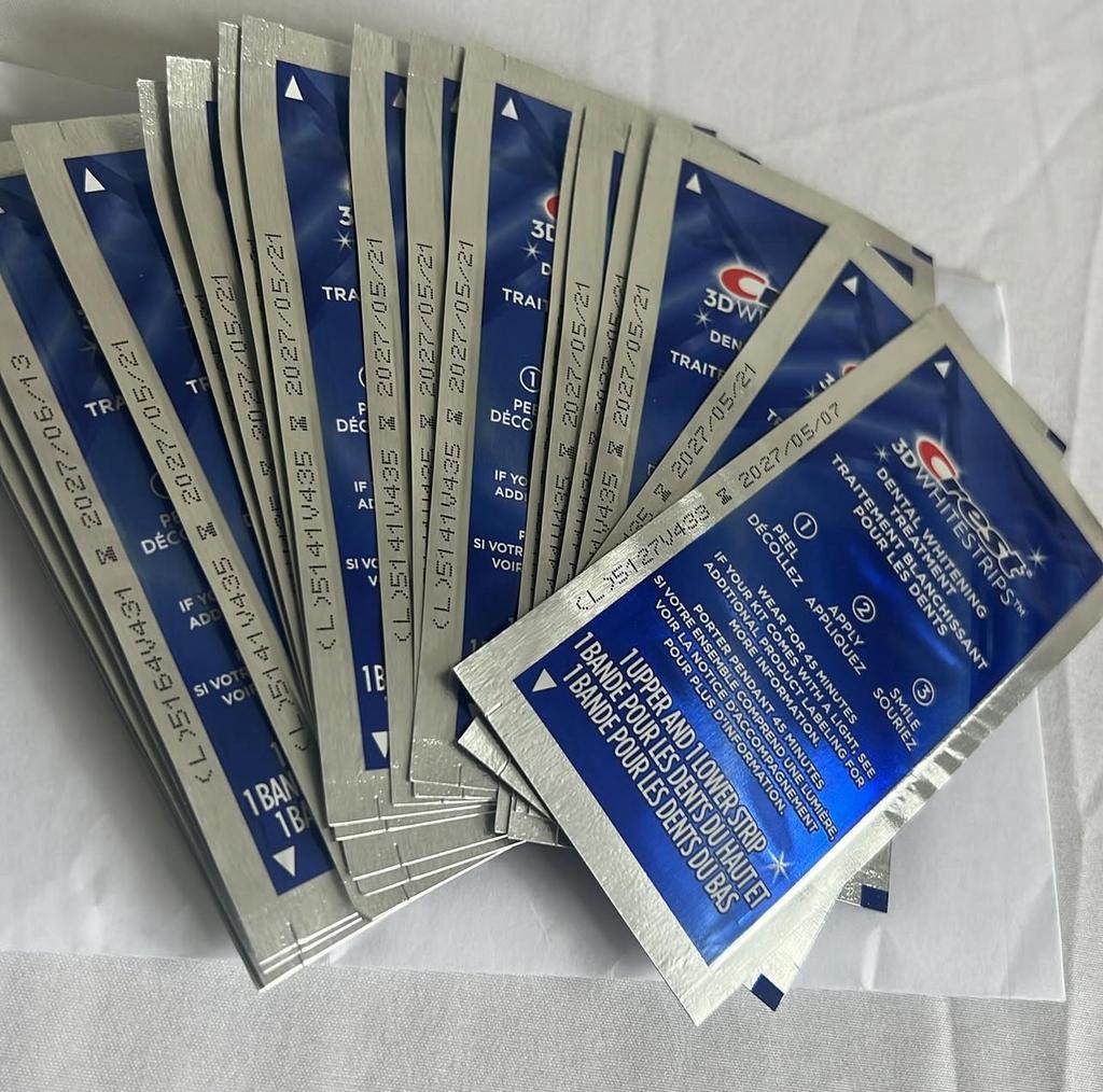 Bandes de blanchiment dentaire Crest 3D Whitestrips, Bijoux, Sacs & Beauté, Beauté | Soins de la bouche, Enlèvement ou Envoi