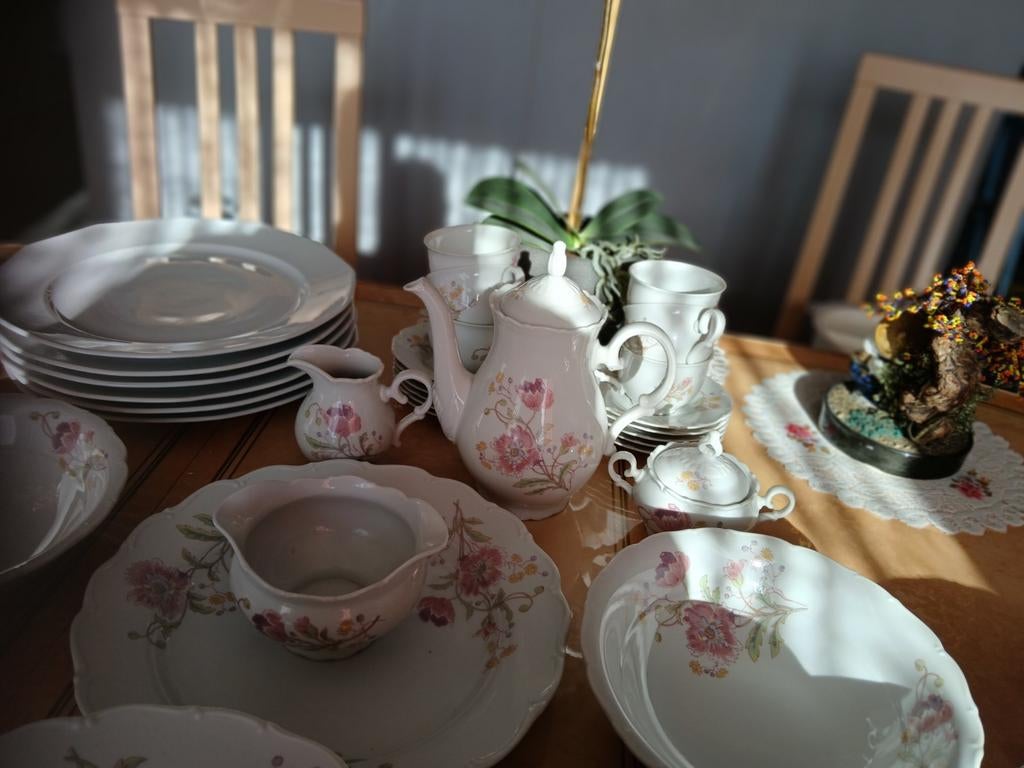 Eet en koffieservies van 1970, Antiquités & Art, Enlèvement